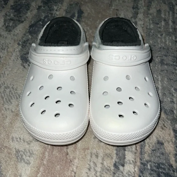 Crocs Classic Fuzz-Lined Clog - Picture 1 of 9